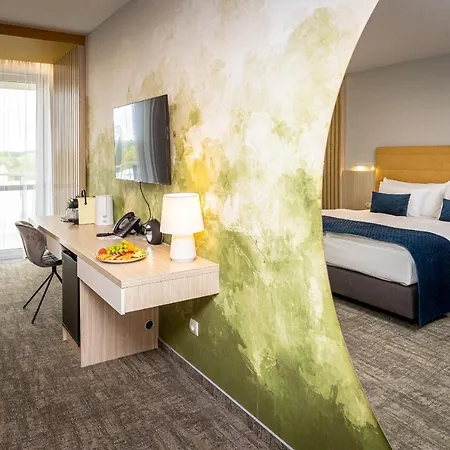Nadas To Park Hotel Vasad