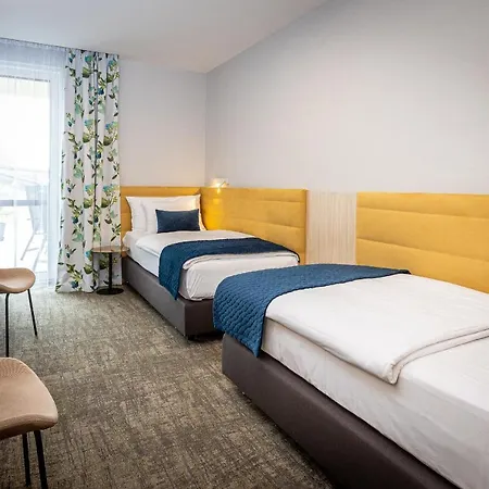 Hotel Nadas To Park