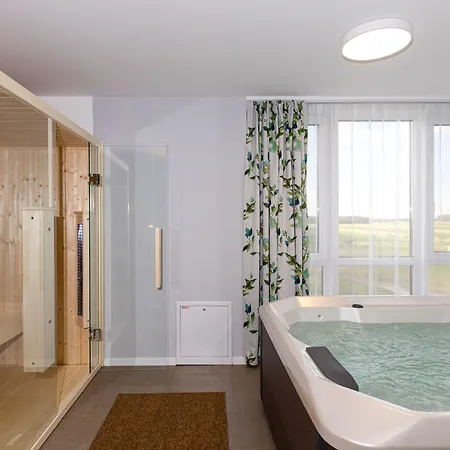 Nádas Tó Park Hotel 4*