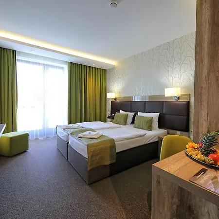 Nadas To Park Hotel