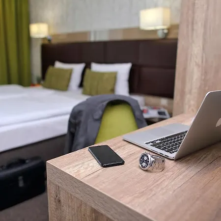 Hotel Nadas To Park 4*