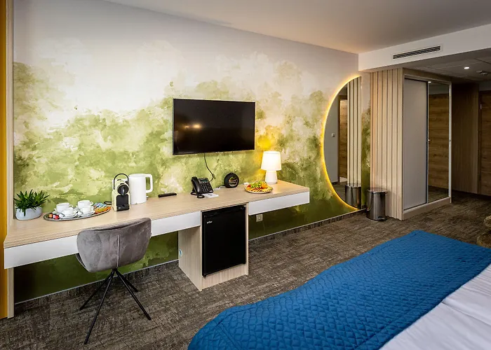 Nadas To Park Hotell Vasad