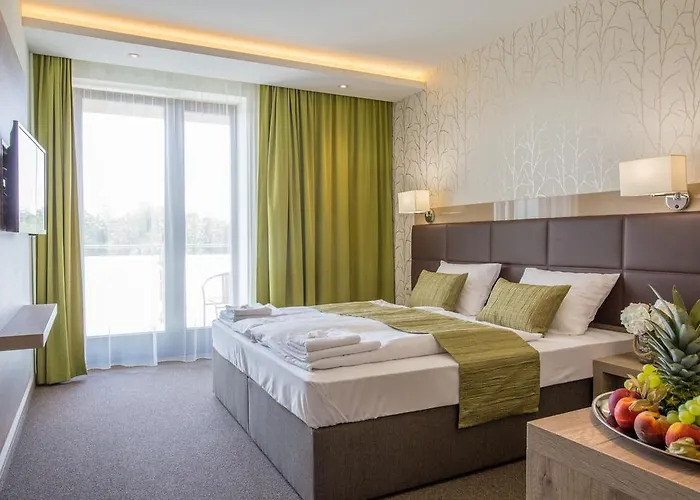 Hotel Nadas To Park