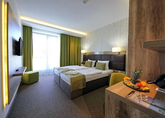 Nadas To Park Hotell
